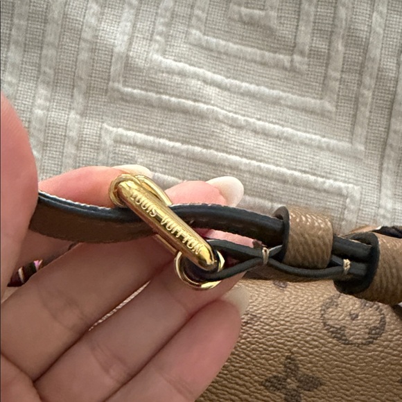 Louis Vuitton Pochette Métis reverse - Picture 2 of 14